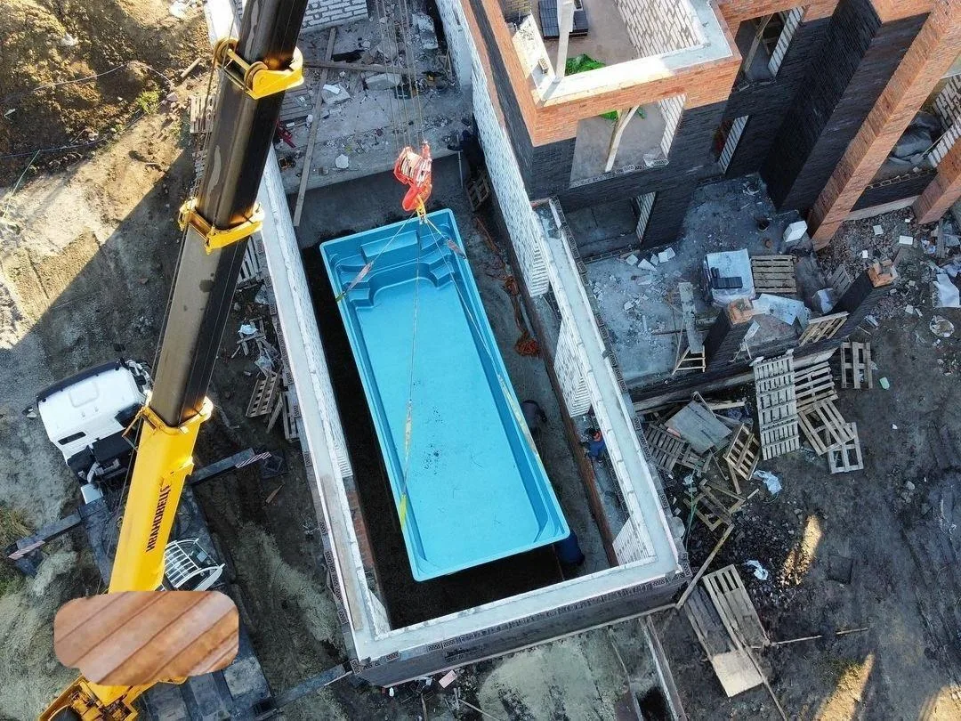 Laguna 9 — зона отдыха у бассейна в Ишиме